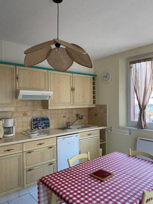 קאוטרט Appartement Au Centre Ville. מראה חיצוני תמונה